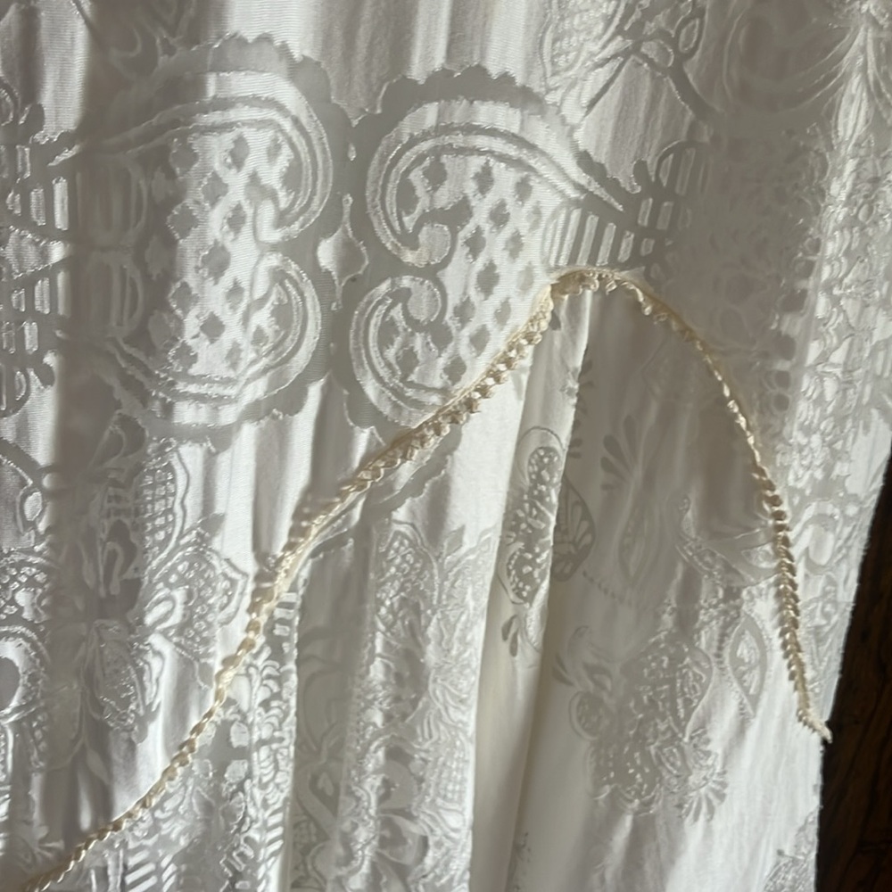 FARM Rio White High Low Dress - Picture 6 of 7
